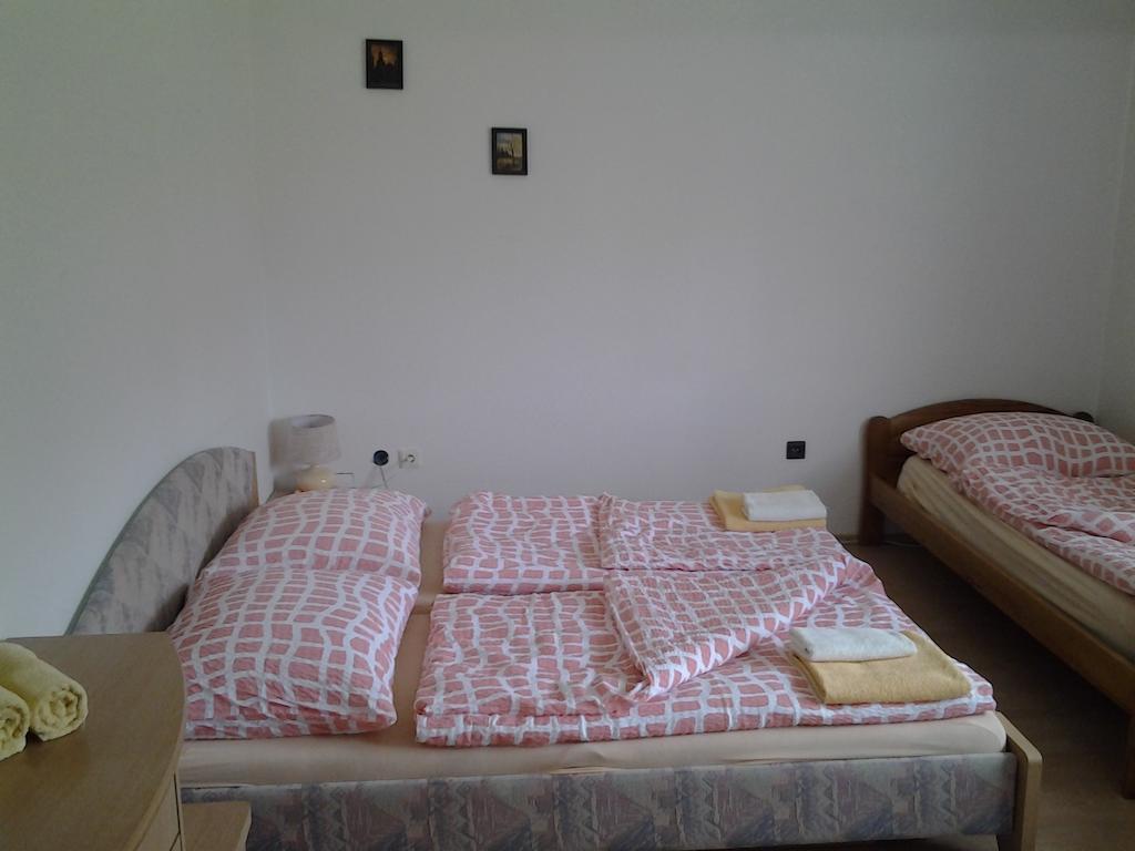 Penzion Richnava Stiavnicke Bane Rom bilde